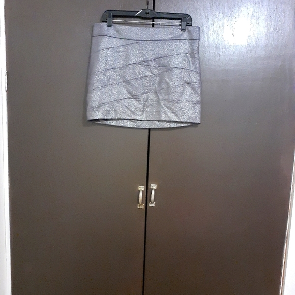 Express mini skirt - Picture 1 of 2